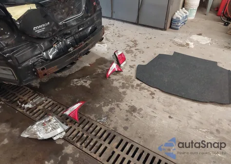 2016 Toyota Corolla S Plus из США, поврежденный, VIN 2T1BURHE2GC729165